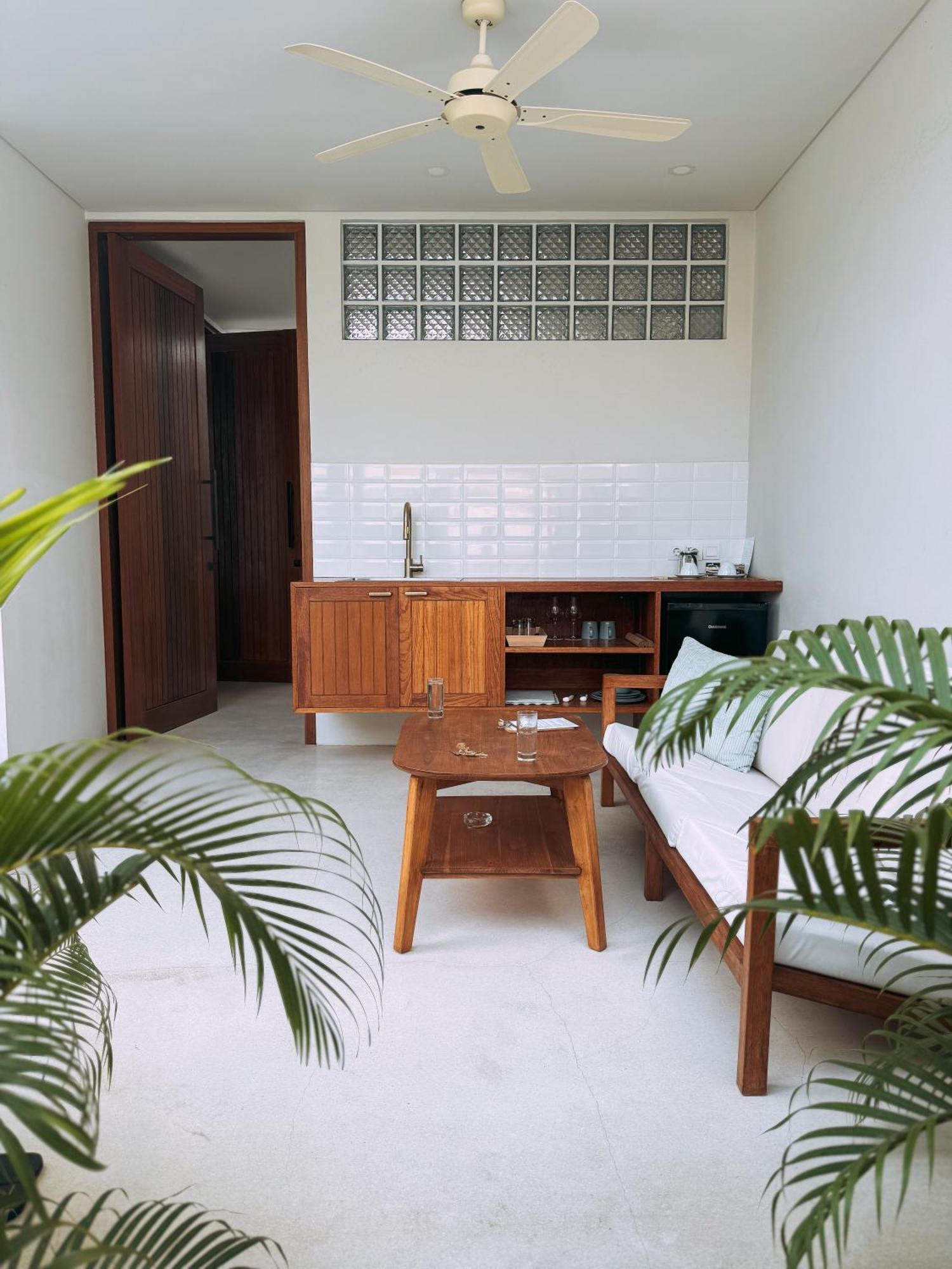 Neptune Adults Only Gym And Recovery Access Villa